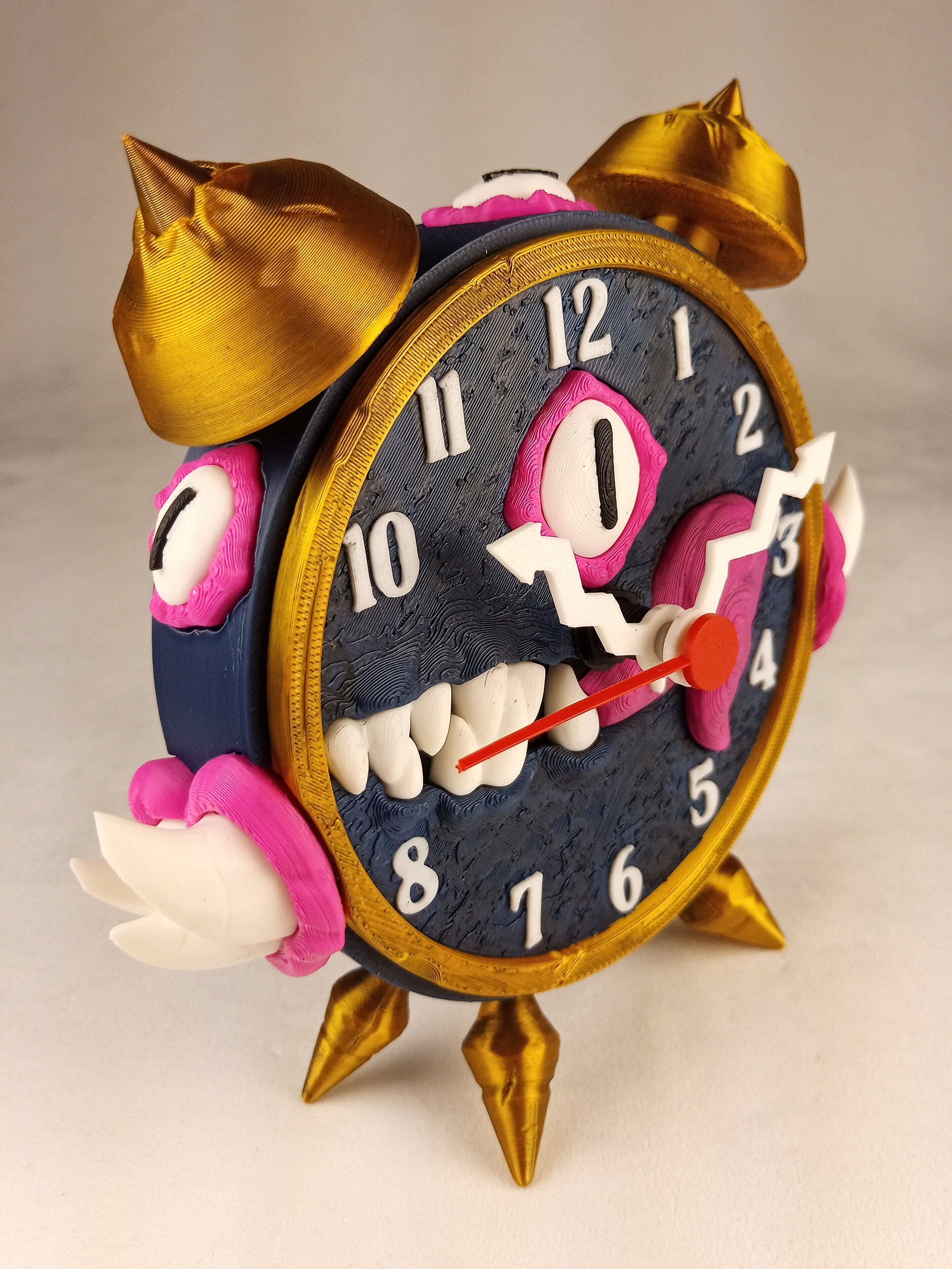 MimiClock mostruoso orologio da tavolo silente realizzato in stampa 3D a colori