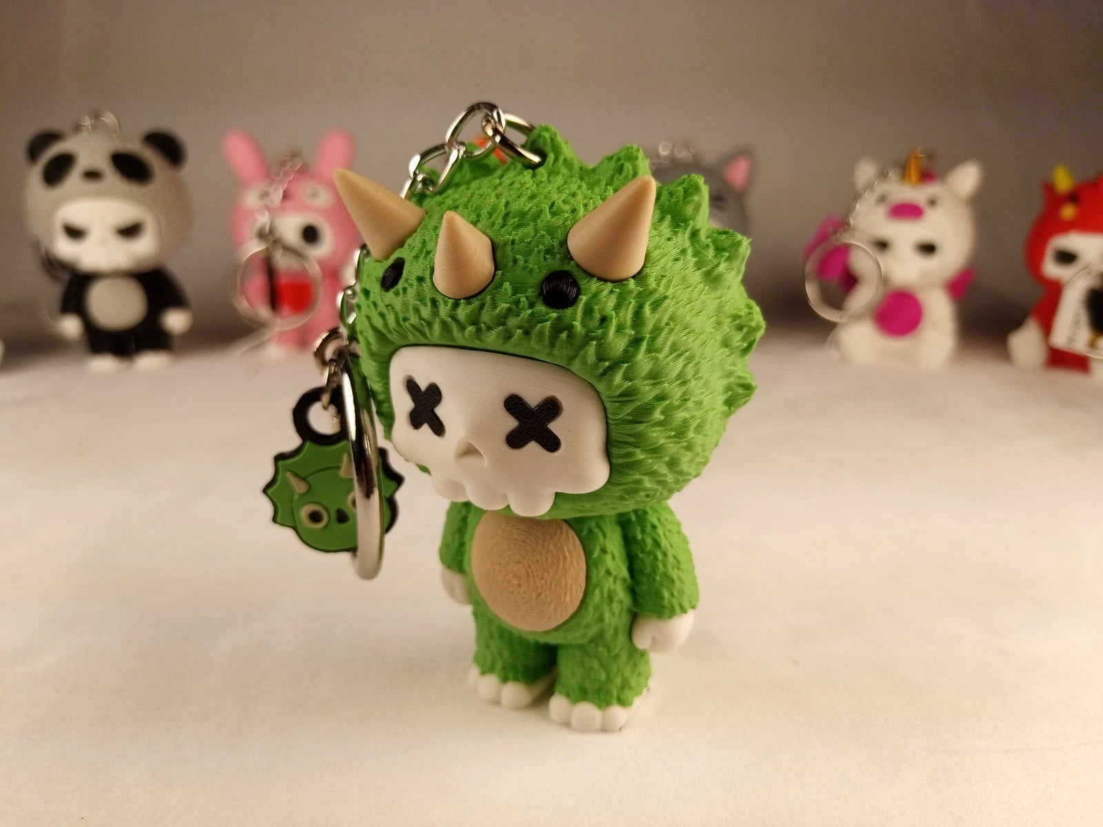 Skubbies "Trixi" portachiavi e personaggio da collezione Stampa 3D PLA a colori con catena e anello con moschettone a molla