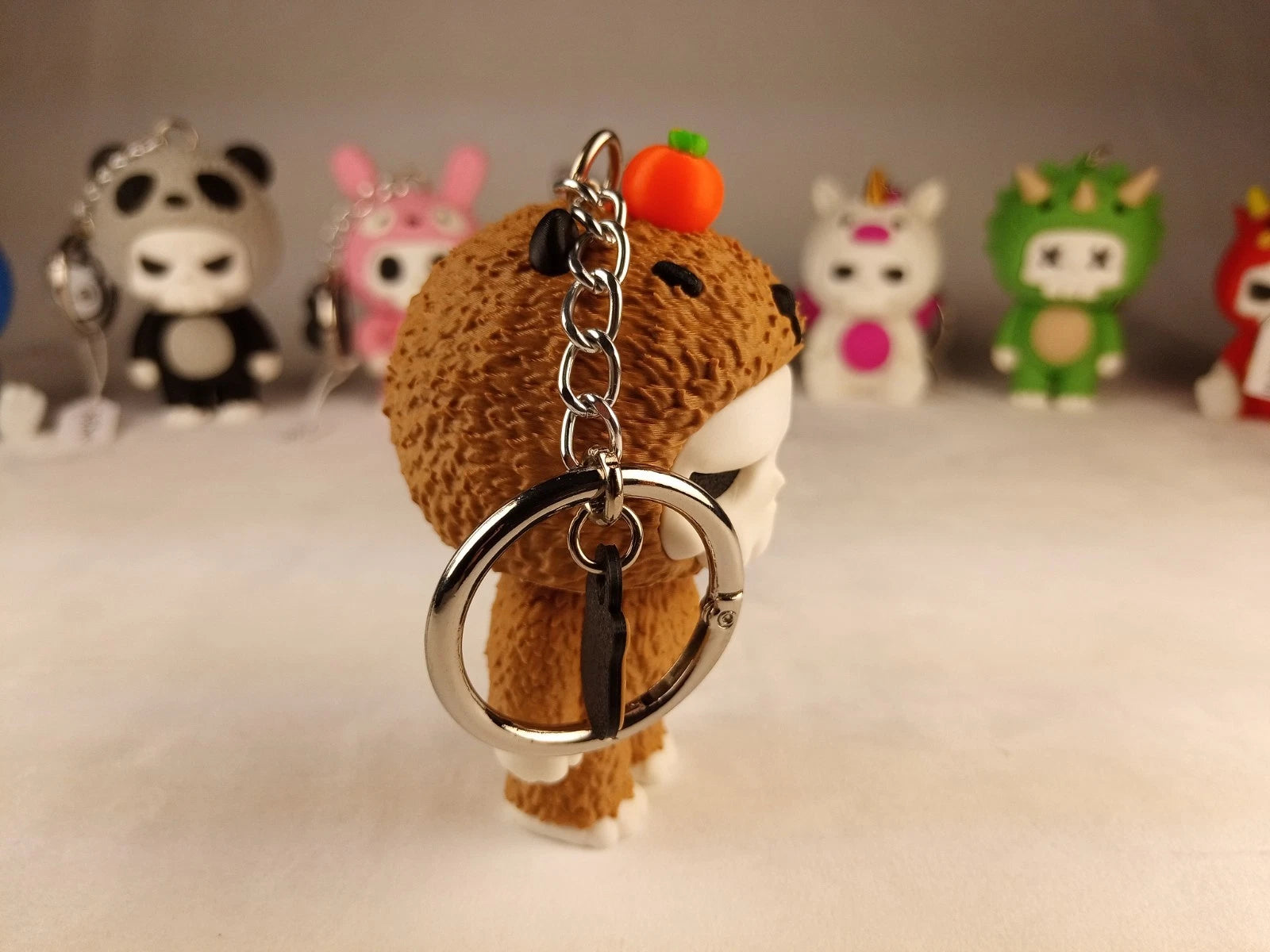 Skubbies "Poppy" portachiavi e personaggio da collezione Stampa 3D PLA a colori con catena e anello con moschettone a molla