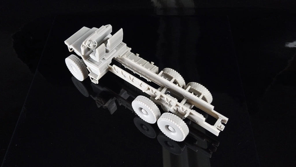 IVECO MAGIRUS 330.30 ANW Overland Kit in resina scala 1:43