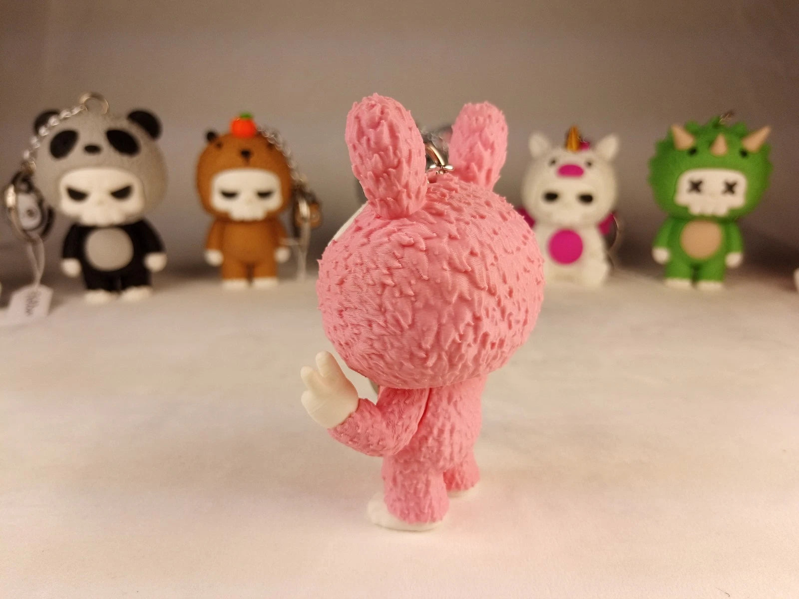 Skubbies "Tuff" portachiavi e personaggio da collezione Stampa 3D PLA a colori con catena e anello con moschettone a molla