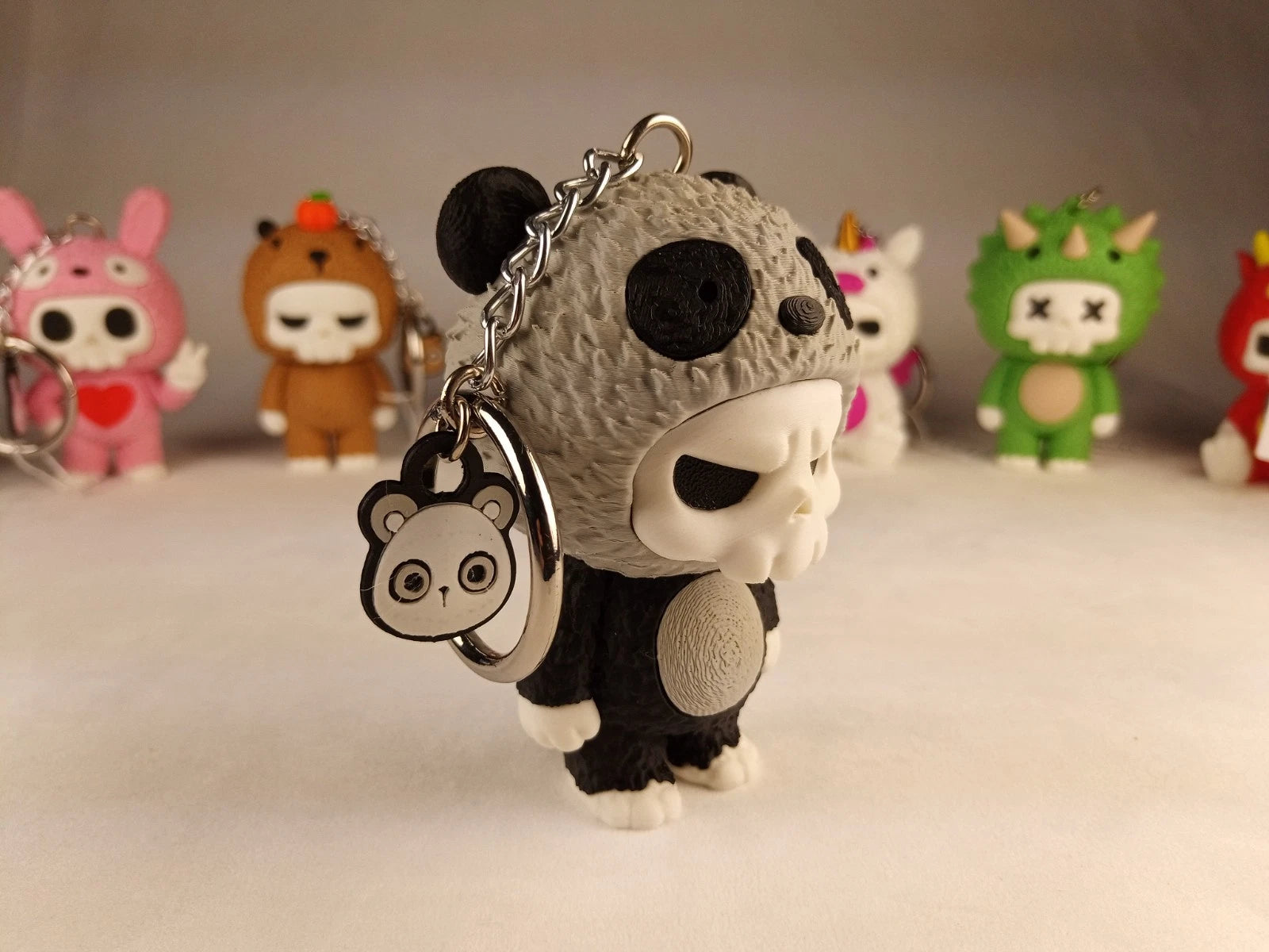 Skubbies "Babuu" portachiavi, personaggio da collezione, Stampa 3D PLA a colori con catena e anello con moschettone a molla