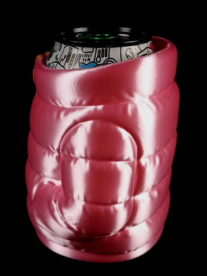 Giacca imbottita rosa Porta lattine realizzato in PLA con la stampa 3D a colori
