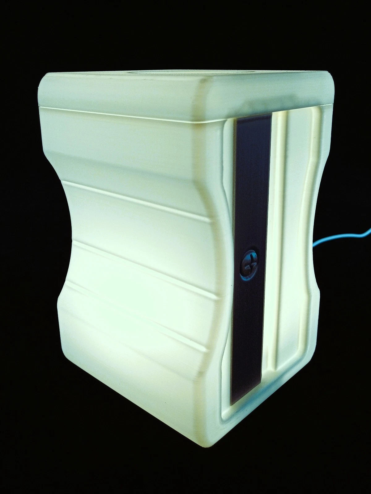 Giant Sharpener lampada da tavolo a forma di temperamatite led 5 volt usb stampa 3D PLA