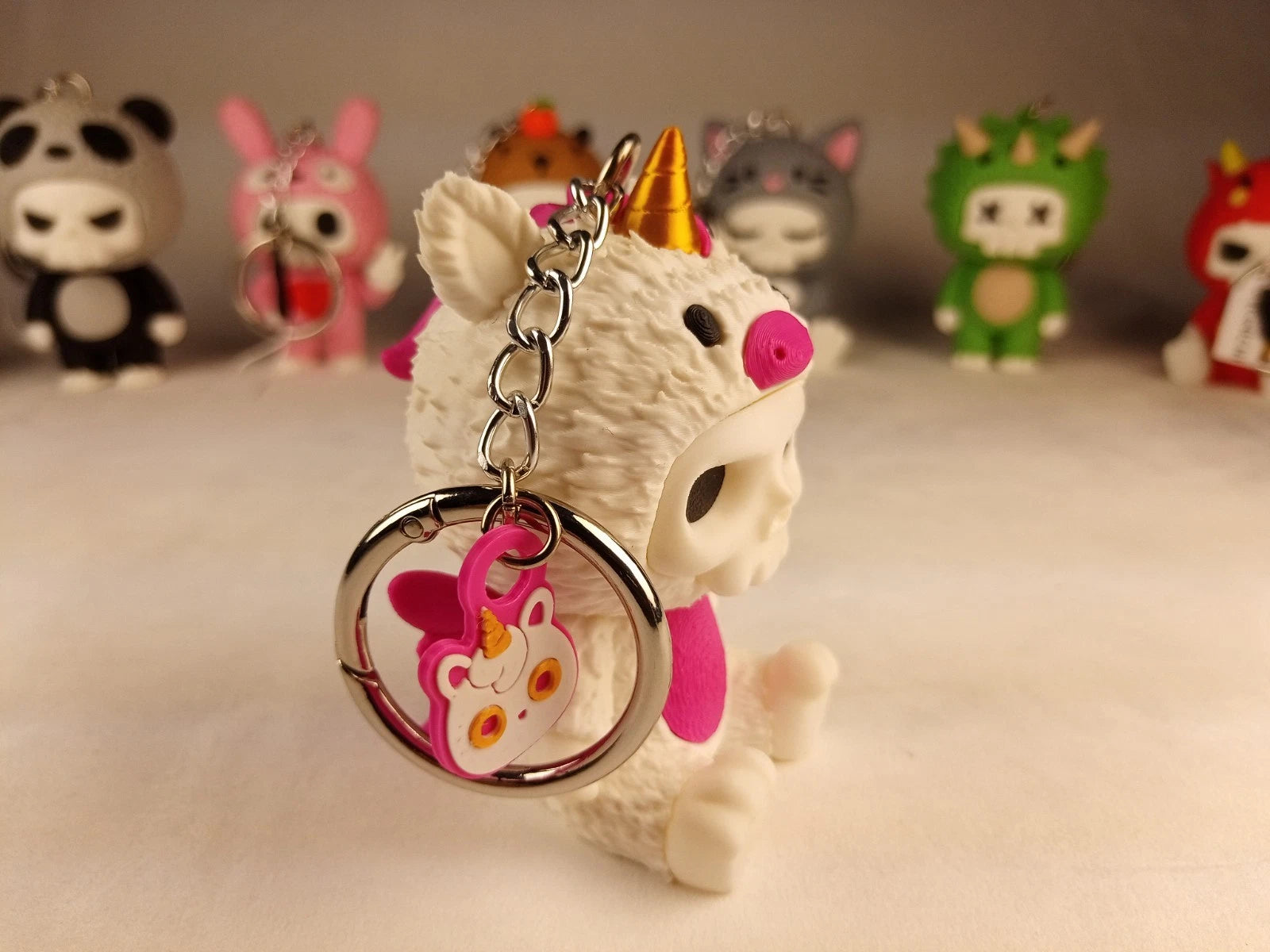 Skubbies "Unna" portachiavi e personaggio da collezione Stampa 3D PLA a colori con catena e anello con moschettone a molla