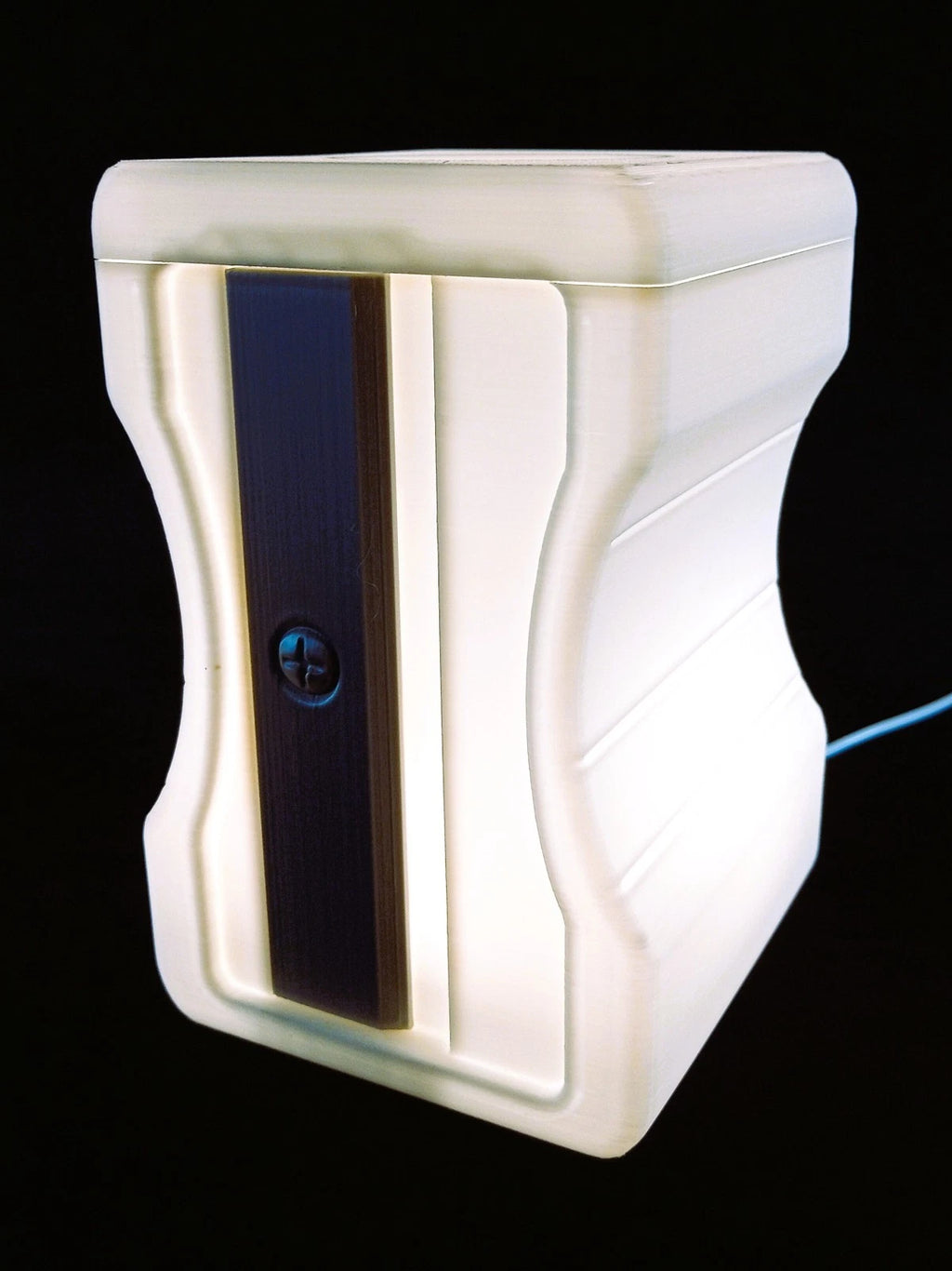 Giant Sharpener lampada da tavolo a forma di temperamatite led 5 volt usb stampa 3D PLA
