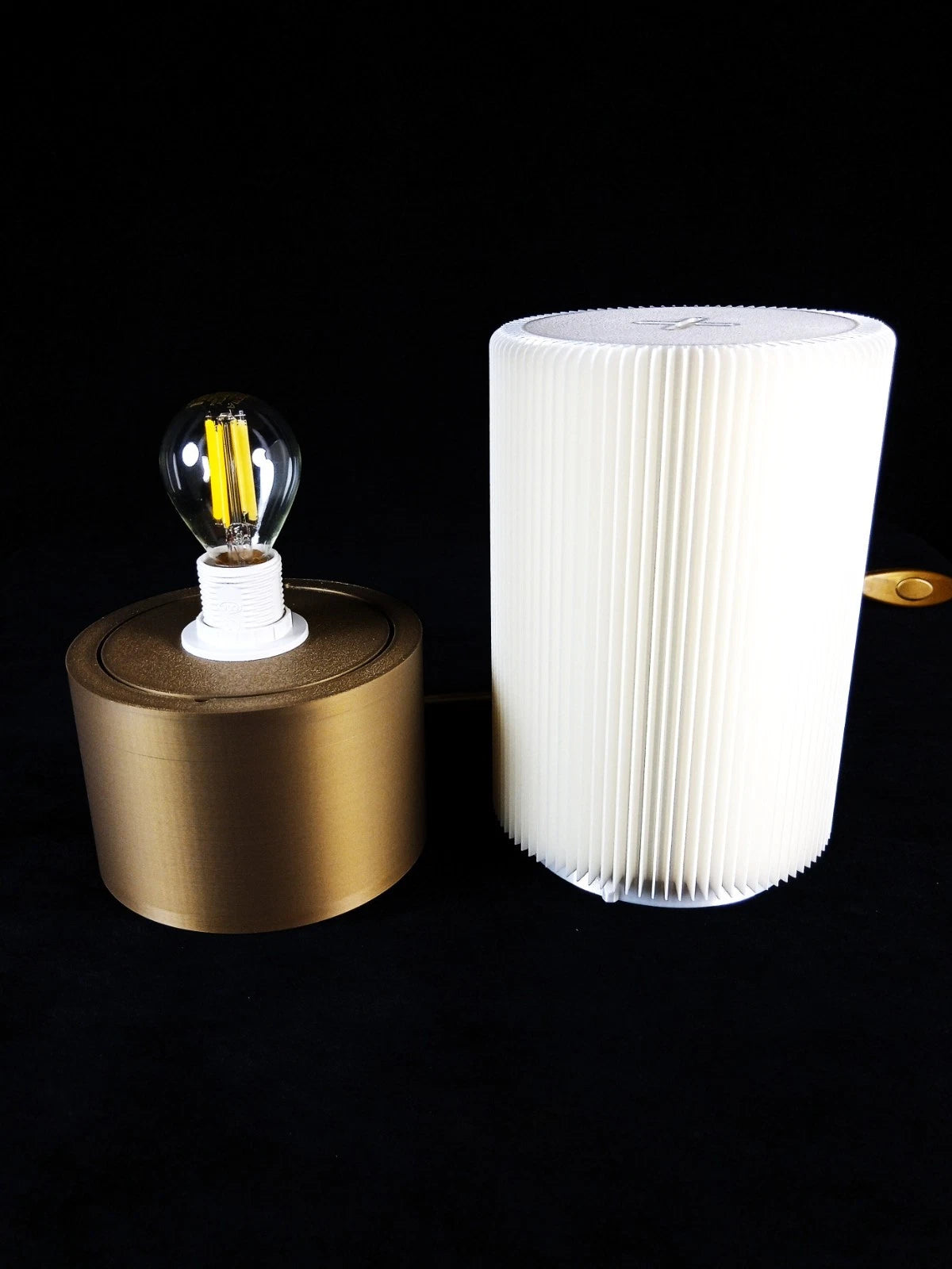 "Forma" Lumaline lampada da tavolo minimal colore bronzo, stampa 3D PLA - PETG