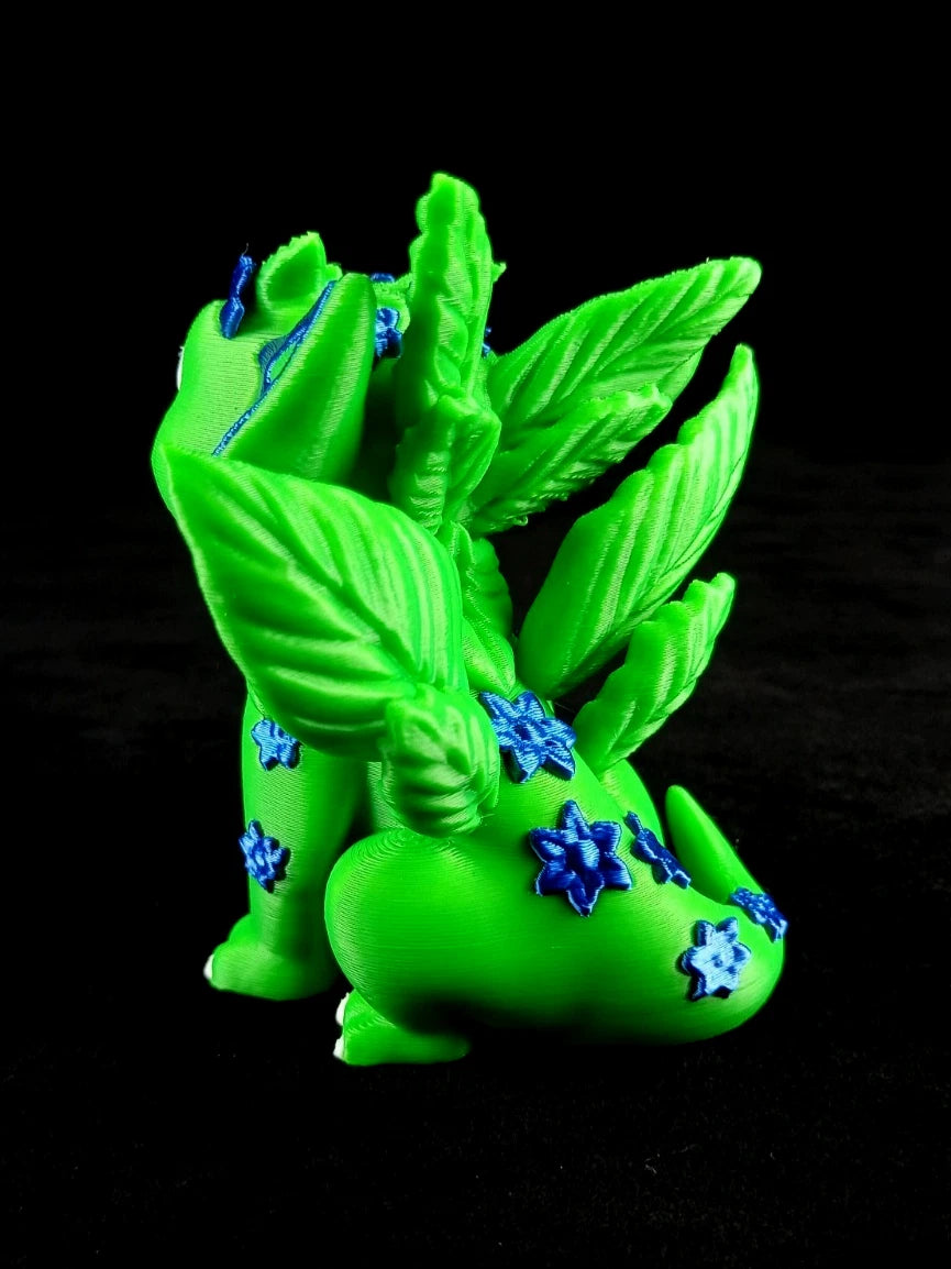 Dragon Nursery Flora baby drago + uovo contenitore + base, stampa 3d a colori PLA made in Italy