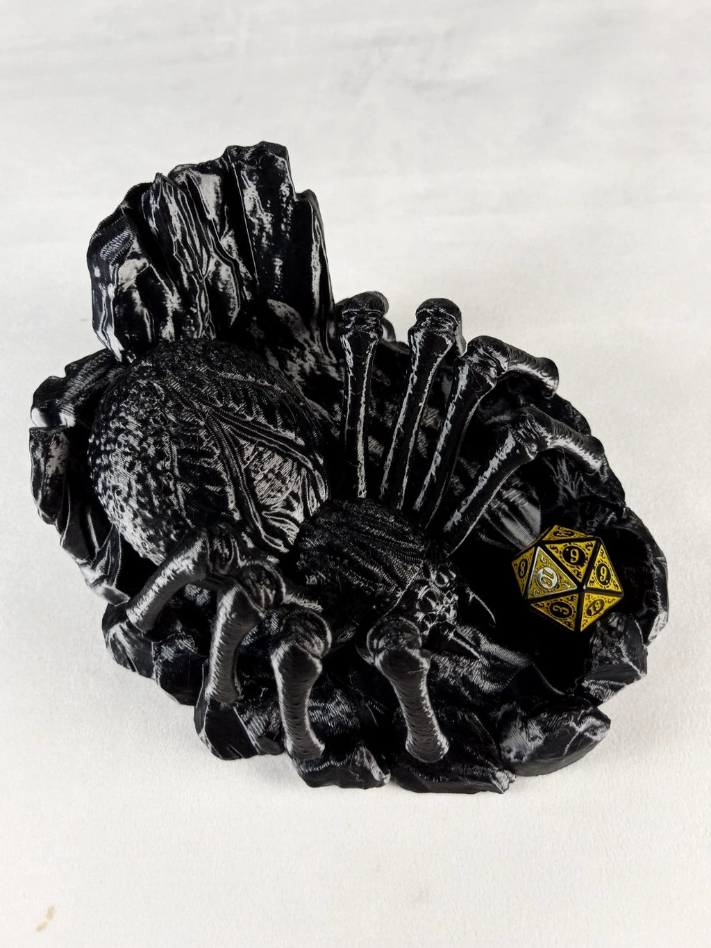 The Webspinner, Dice Tower Torre lancia dadi stampa 3D PLA seta Nero