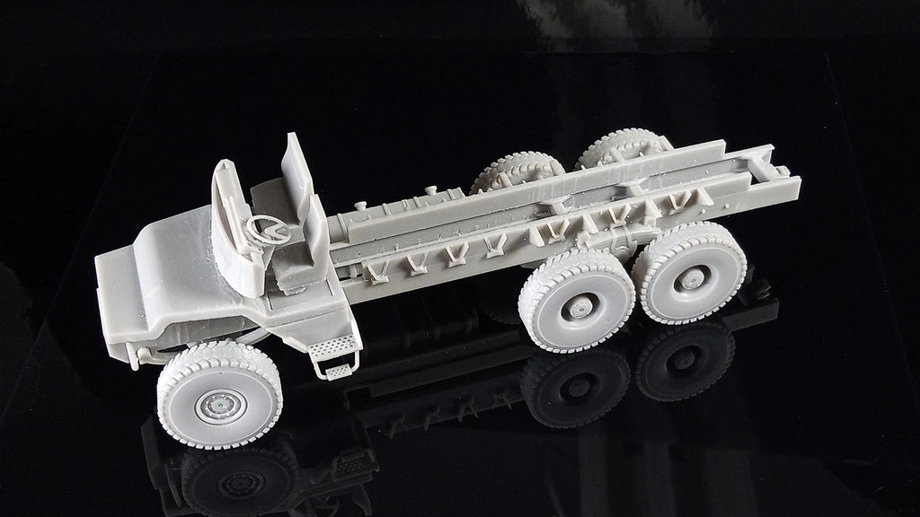 IVECO MAGIRUS 330.30 ANW Overland Kit in resina scala 1:43