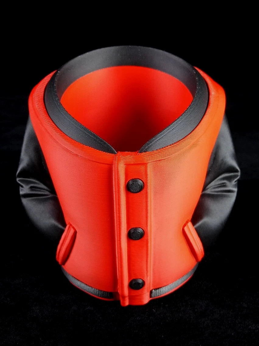 Giacca Universitaria rosso nera Porta lattine realizzata in PLA con la stampa 3D